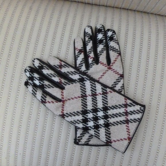 Burberry Wool and Leather House Check Gloves - Picture 3 of 5
